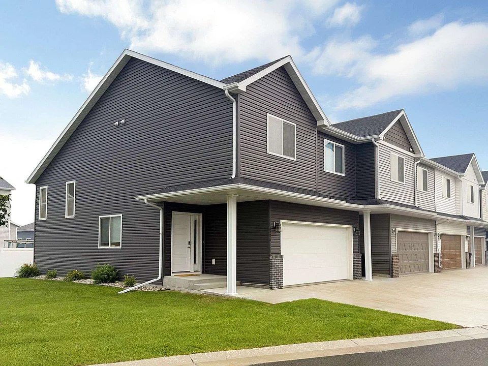 Southridge Townhomes