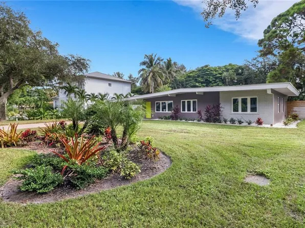 5150 Sand Dollar LN, NAPLES, FL 34103