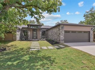 3912 Nagle St, Bryan, TX 77801