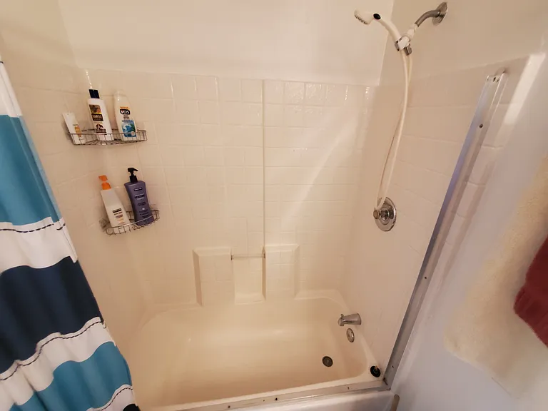7504 Baltic St — Photo 10