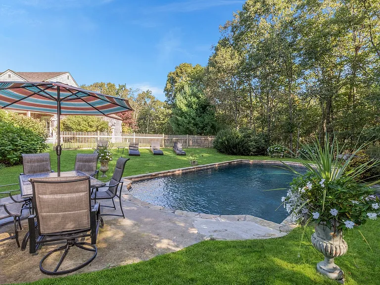 342 Old Sag Harbor Rd — Photo 19