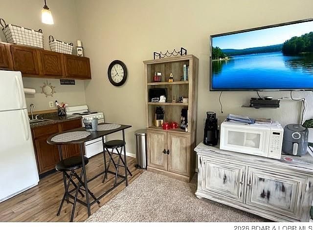 1st image of 159 Southwood Shores Pl #4D