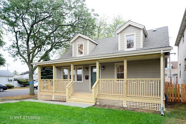 1st image of 6939 W Montrose Ave
