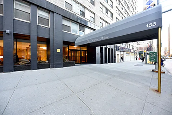 Rented by Buchbinder & Warren | media 20