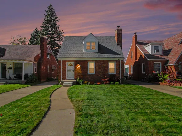 14169 Warwick St, Detroit, MI 48223