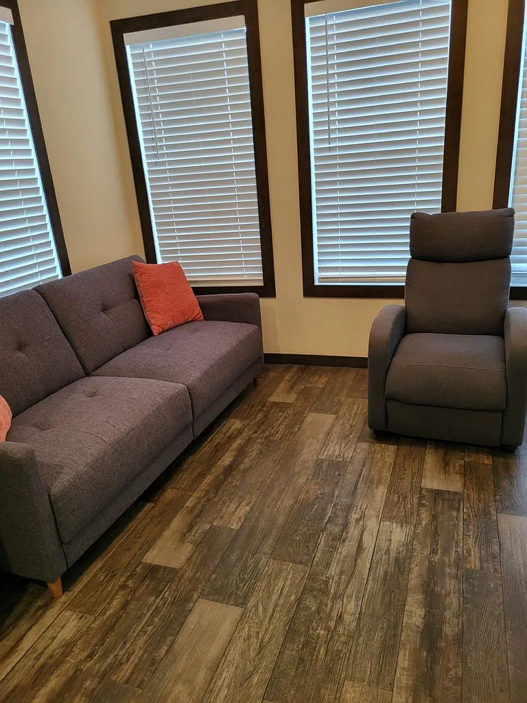 1 bed, 1.0 bath, 385 sqft, $1,300 — Photo 4