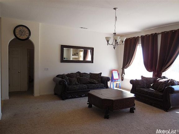 4th image of 356 Urona Ct