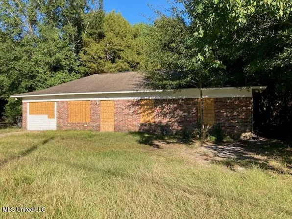 3307 Johnson Dr, Gulfport, MS 39501