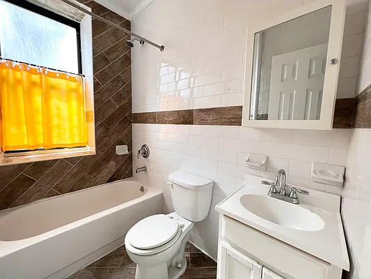 Rented by Premier One Realty LLC | media 23