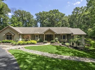 1620 Horseshoe Ridge Rd, Chesterfield, MO 63005