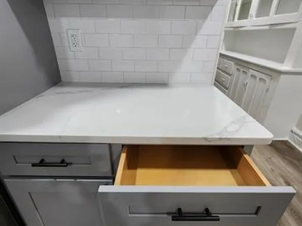 65 Halstead Street image 7 of 15