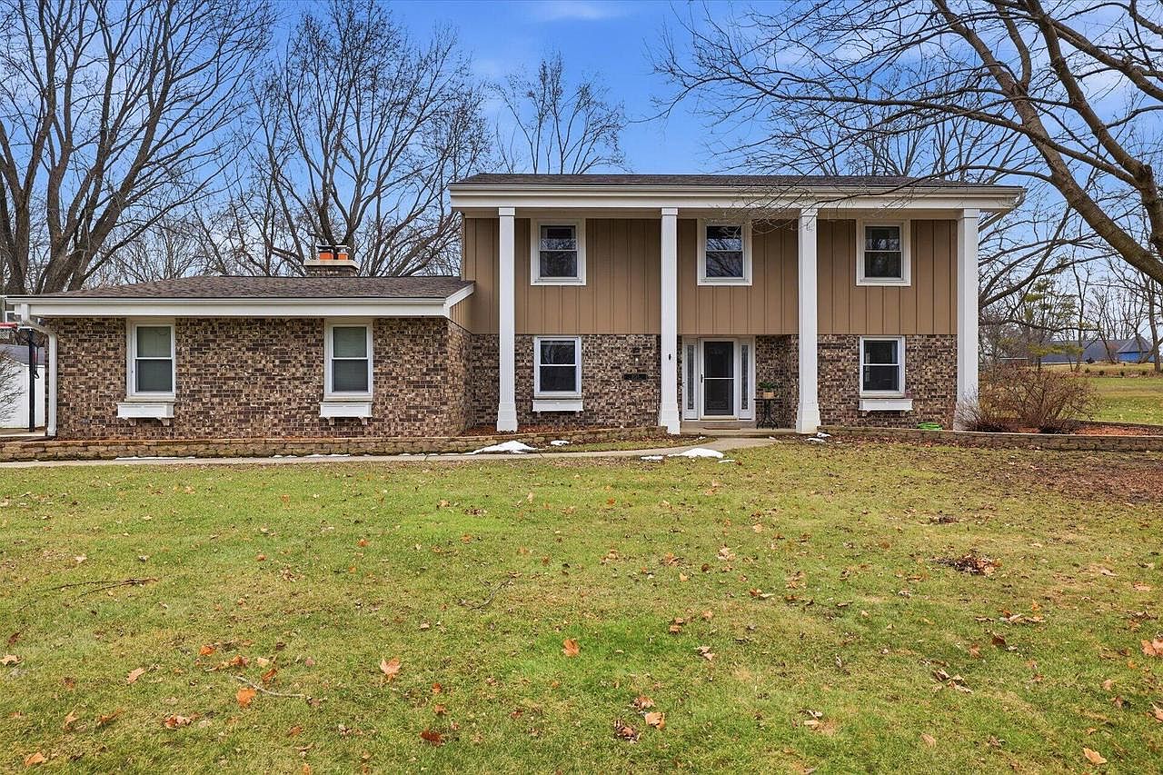 8755 W Meadow LANE, Franklin, WI 53132 | Zillow