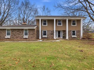 8755 West Meadow LANE, Franklin, WI 53132