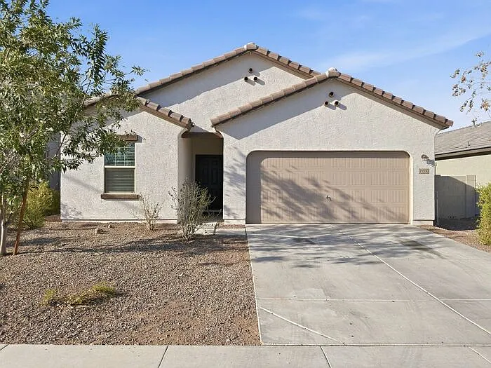 19590 W Badgett Ln — Photo 1