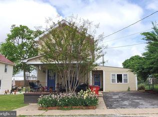 124 W 6th Ave, Ranson, WV 25438