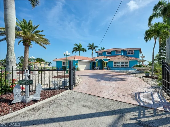 2668 Bruce St, Matlacha, FL 33993