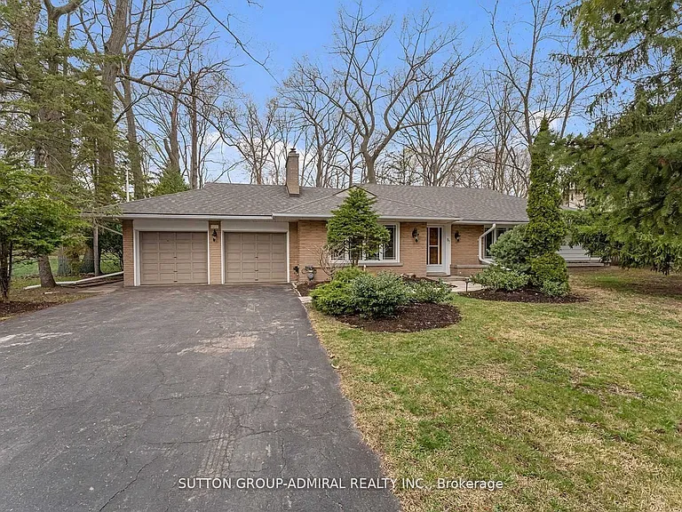97 Valecrest Dr — Photo 1