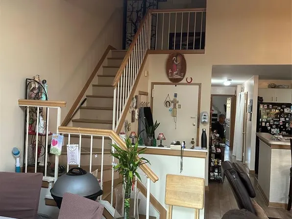 1091 East 72nd Street image 2 of 4