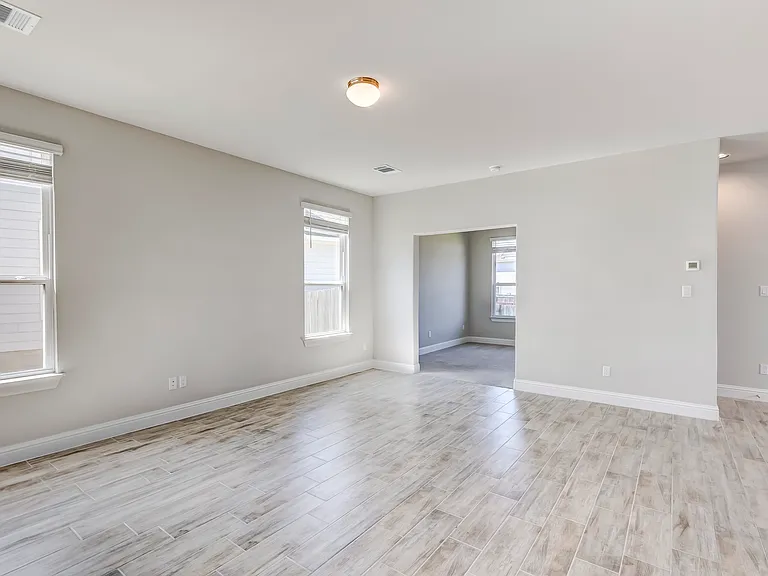 113 Riverhill Dr — Photo 13