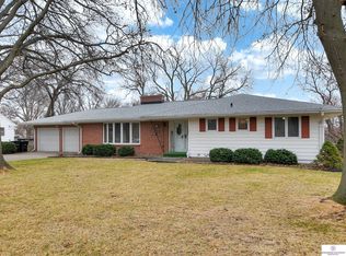 2117 S 113th St, Omaha, NE 68144