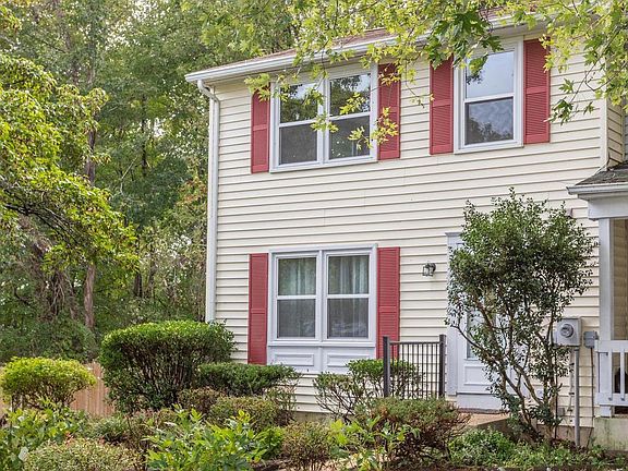 2nd image of 20825 Harlequin Ln