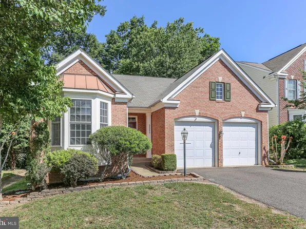 35277 Balmoral Dr, Locust Grove, VA 22508