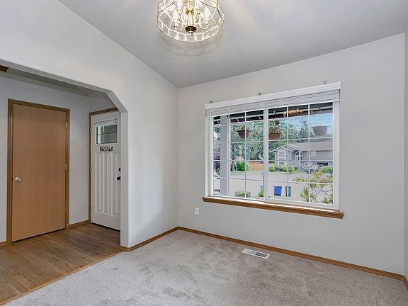 3rd image of 17316 87th Avenue Ct E