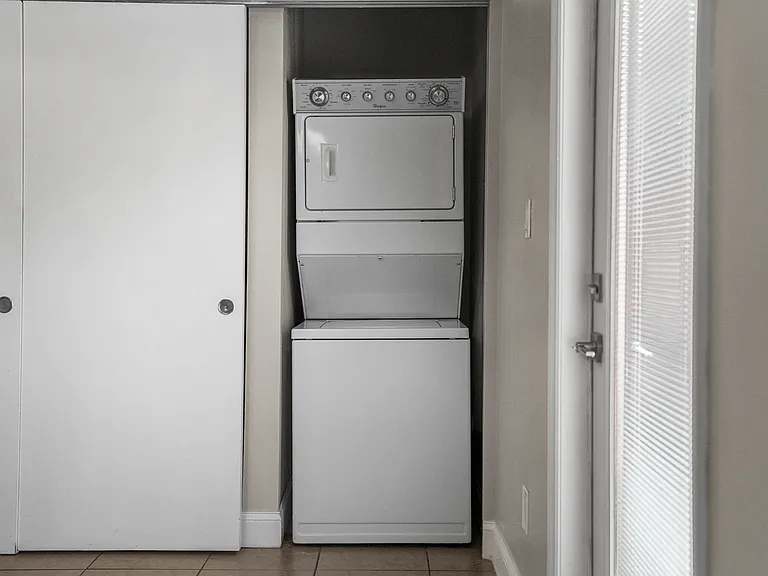 202 N Fremont Ave — Photo 12