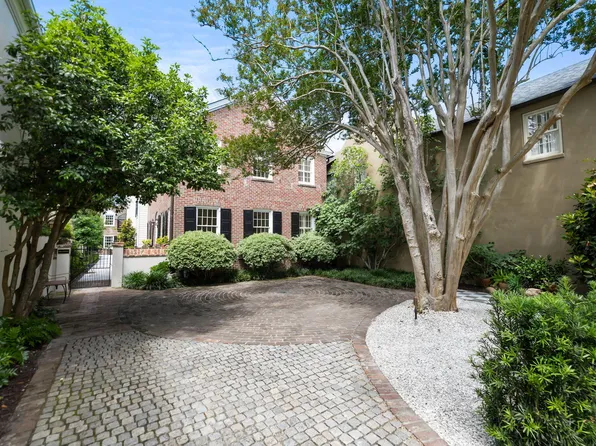 63 King St, Charleston, SC 29401