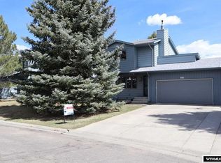 1037 Surrey Ct, Casper, WY 82609