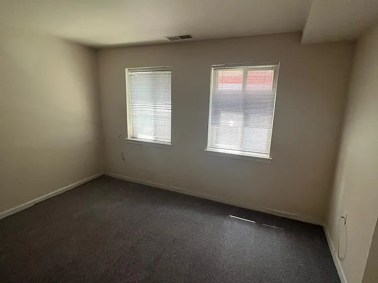3 Andrew Pl #R98 — Photo 11