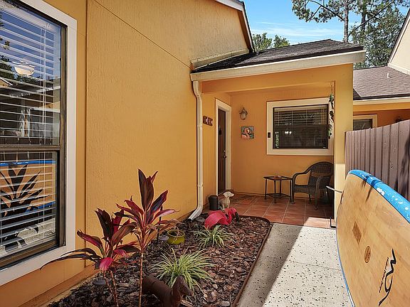 3rd image of 747 Driftwood Cir