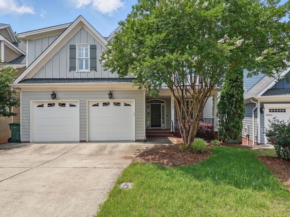 2721 Cameron Pond Dr