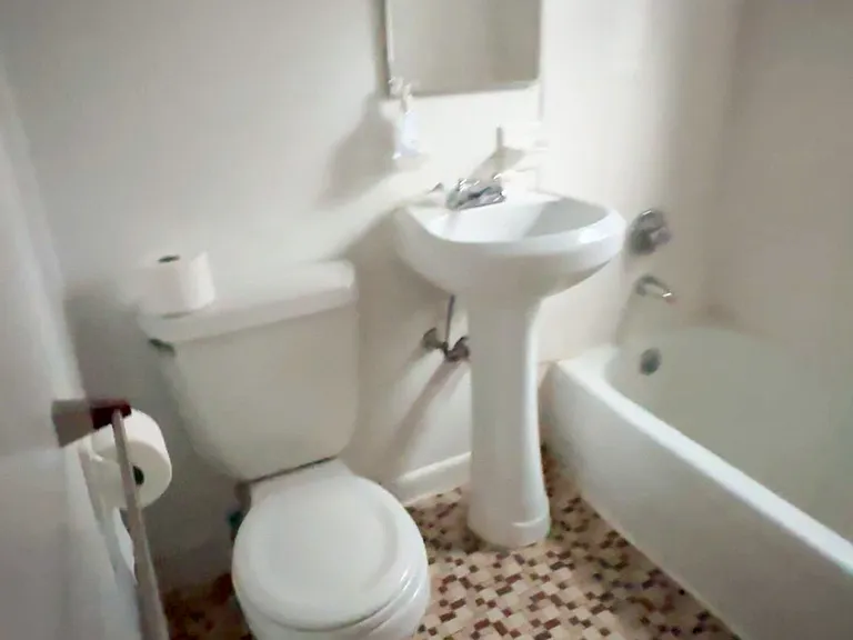 7 Aberdeen St #6 — Photo 21