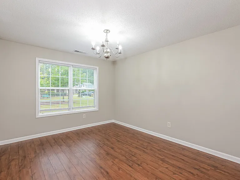 3363 Newtons Crest Cir — Photo 6
