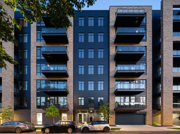 1701 W Webster Ave #204, Chicago, IL 60614