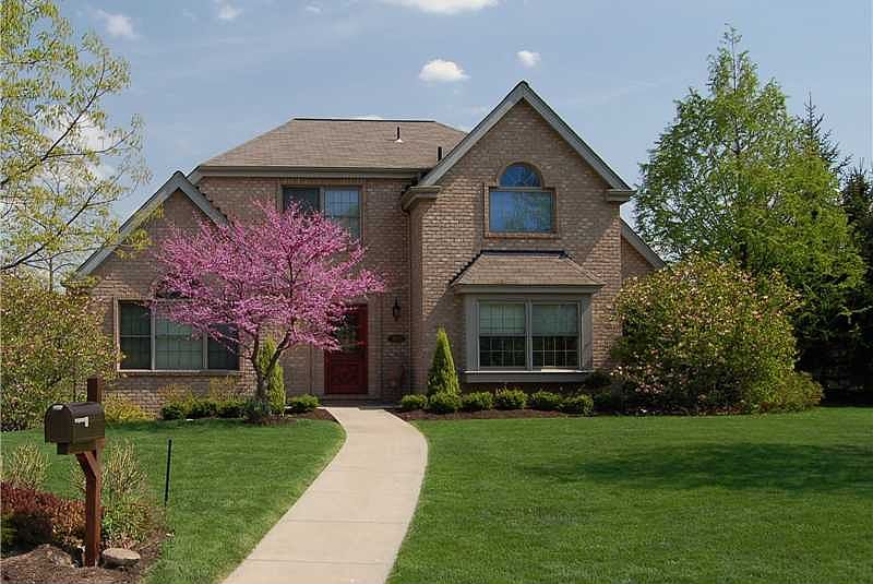 1st image of 300 Bradberry Dr