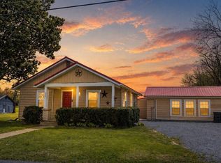 335 N Centerpoint Rd, Portland, TN 37148