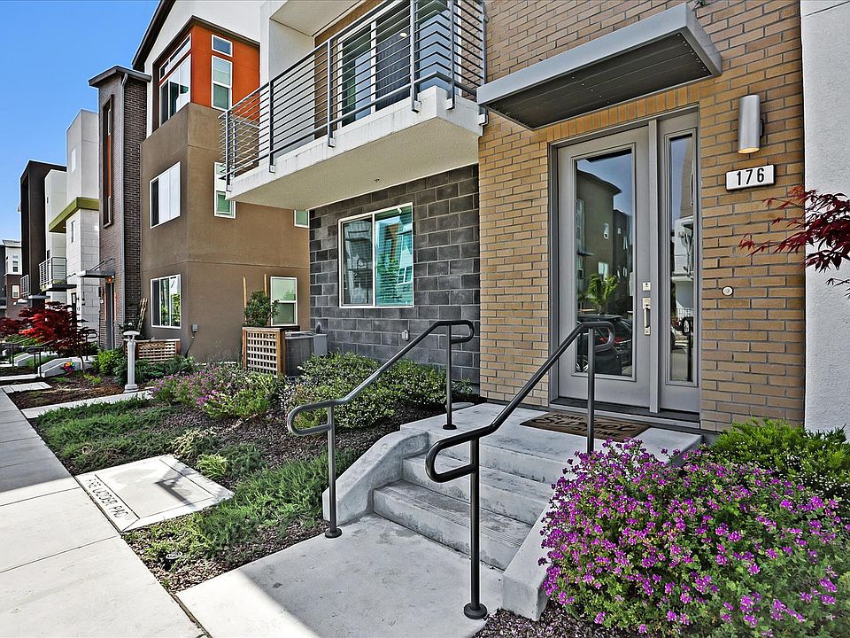 1st image of 176 Agustin Narvaez St