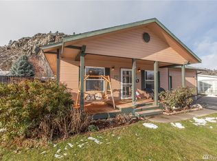 14910 Golden Delicious St, Entiat, WA 98822