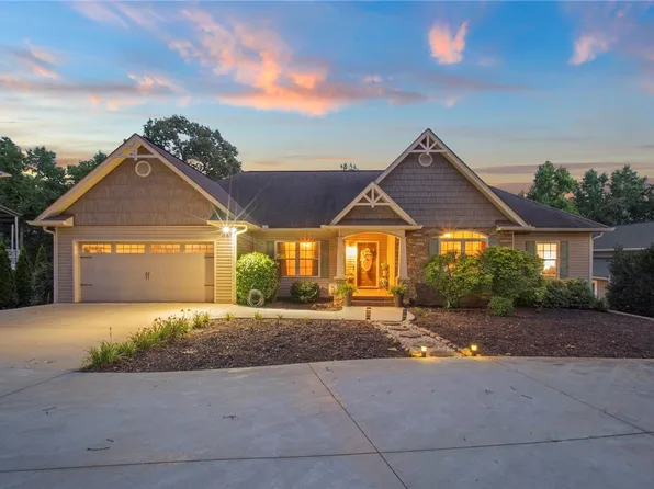 111 Maggie Ln, Anderson, SC 29625