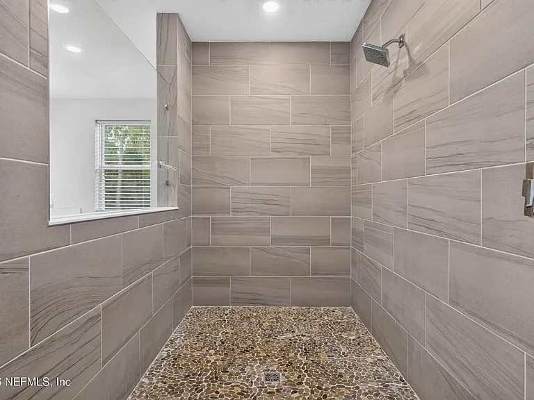 22 Azura Point — Photo 27