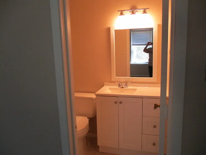 121 Oakwood Ln — Photo 10