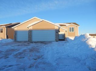 214 Keidel Trl SW, Mandan, ND 58554