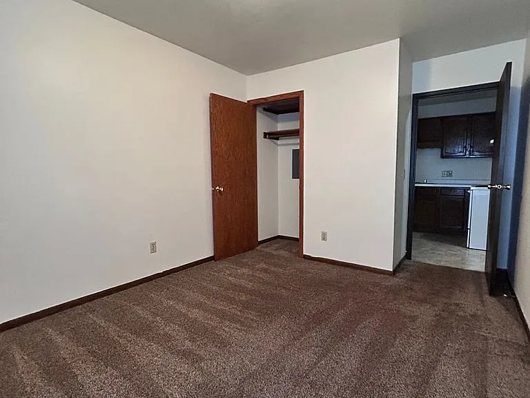 601 Colfax St — Photo 4