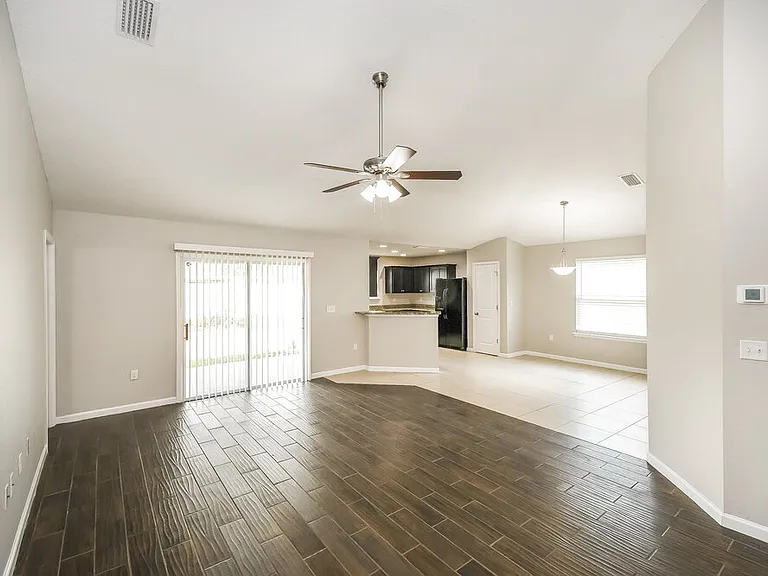 3258 Hidden Meadows Ct — Photo 4