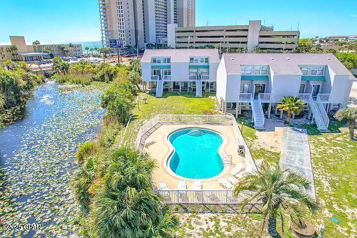 1 bed, 476 sqft, $1,300 — Photo 4