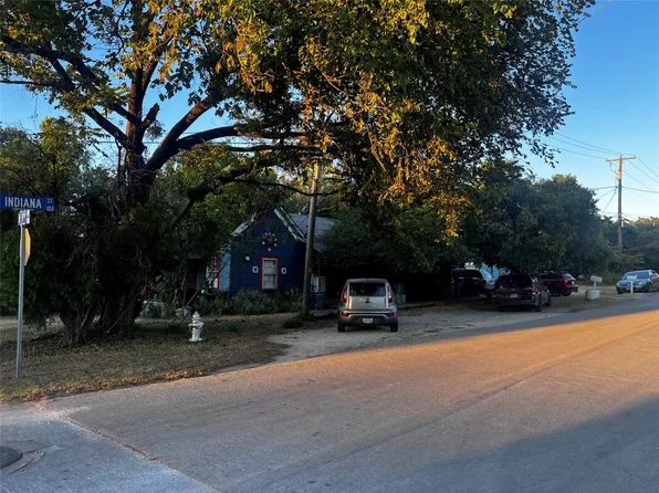 902 N 9th St, Midlothian, TX 76065