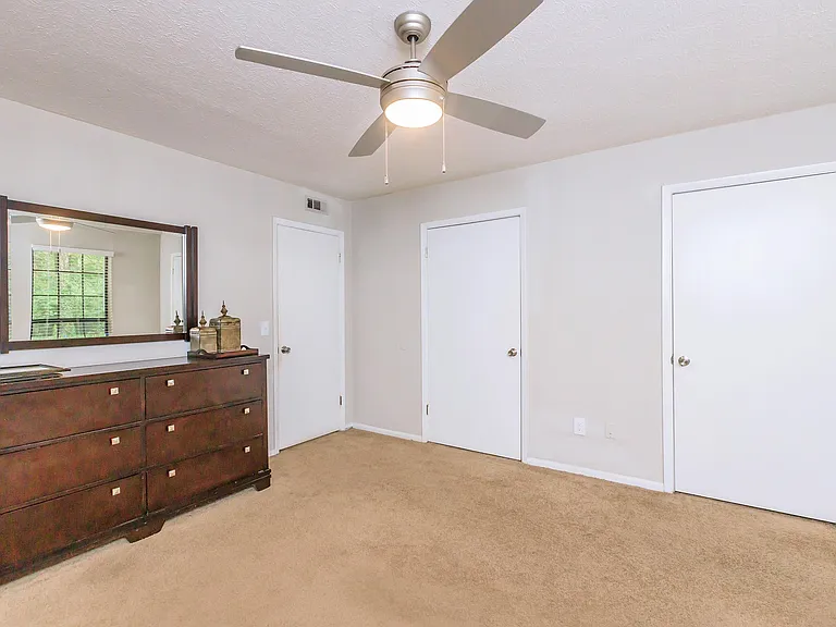 Ashley Oaks Apartments — Photo 24