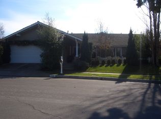 701 Bellis St, Newport Beach, CA 92660